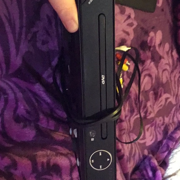 Previously Loved Proscan DVD Player. - Picture 6 of 8